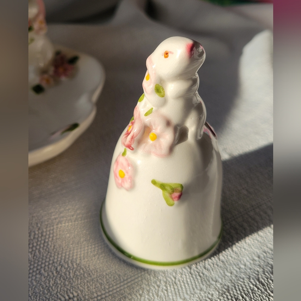 Vintage Avon Bunny Bell
